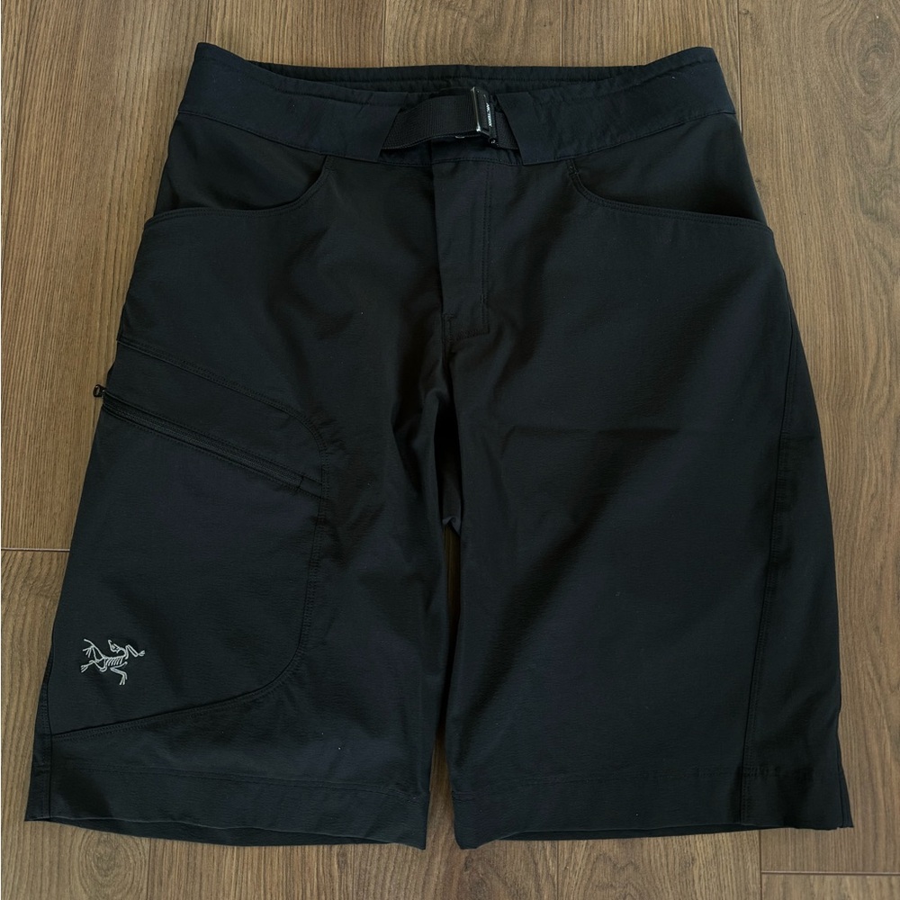 Arc'teryx Lefroy Black Shorts